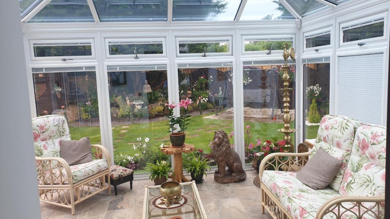 Ceylon Homestay Glasgow Bagian luar foto