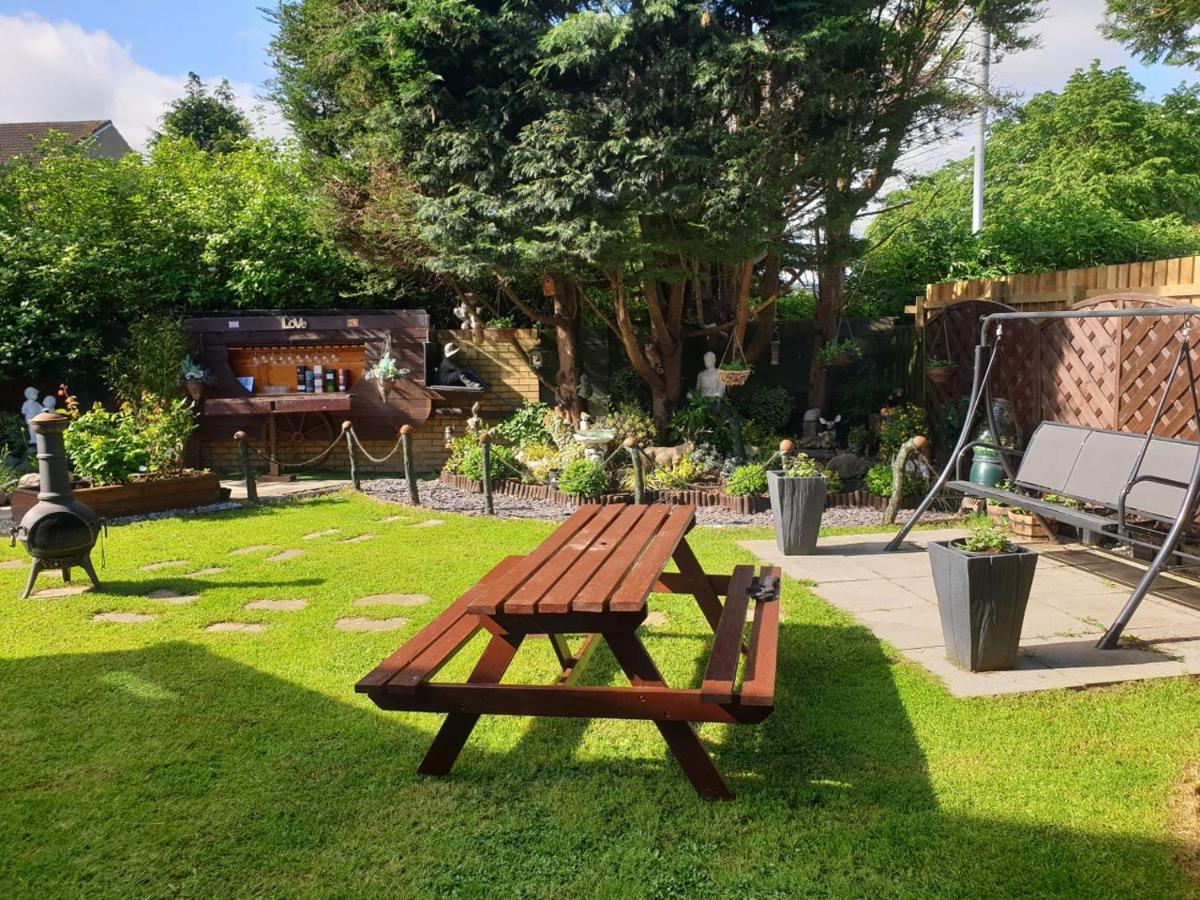 Ceylon Homestay Glasgow Bagian luar foto
