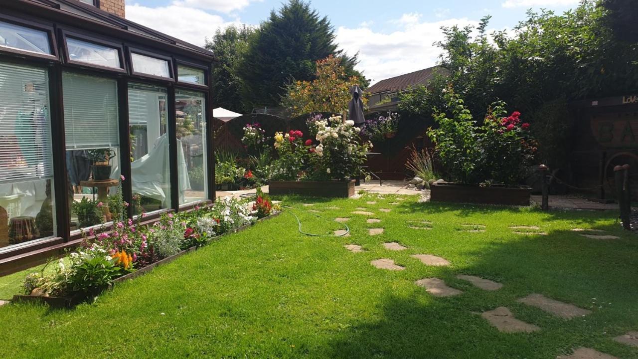 Ceylon Homestay Glasgow Bagian luar foto